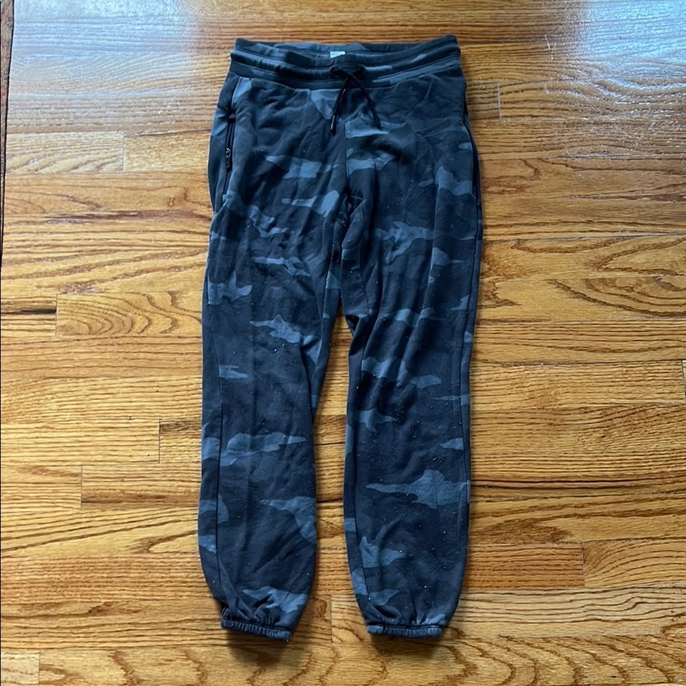 Athleta girl black Camouflage Jogger